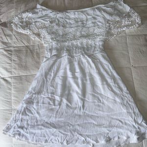 Cute summer dress to impress all your girlies or your summer love. hint hint